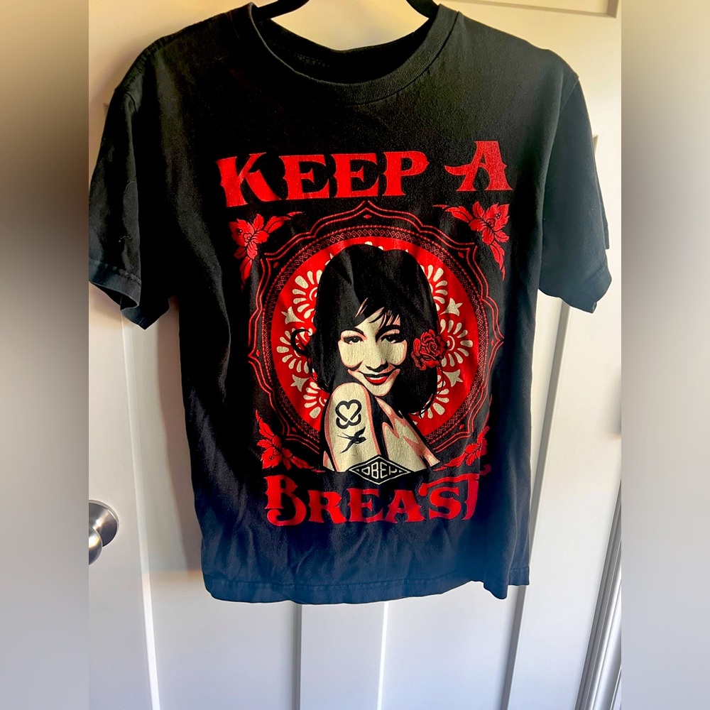Obey graphic tee